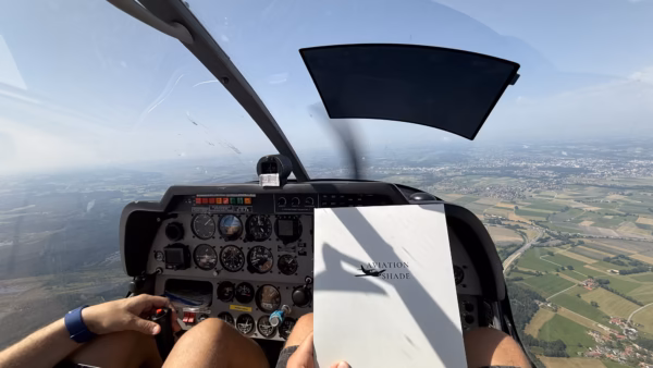 AviationShade: Protezione Solare definitiva per il tuo Aereo 4 AviationShade protezione solare robin dr400