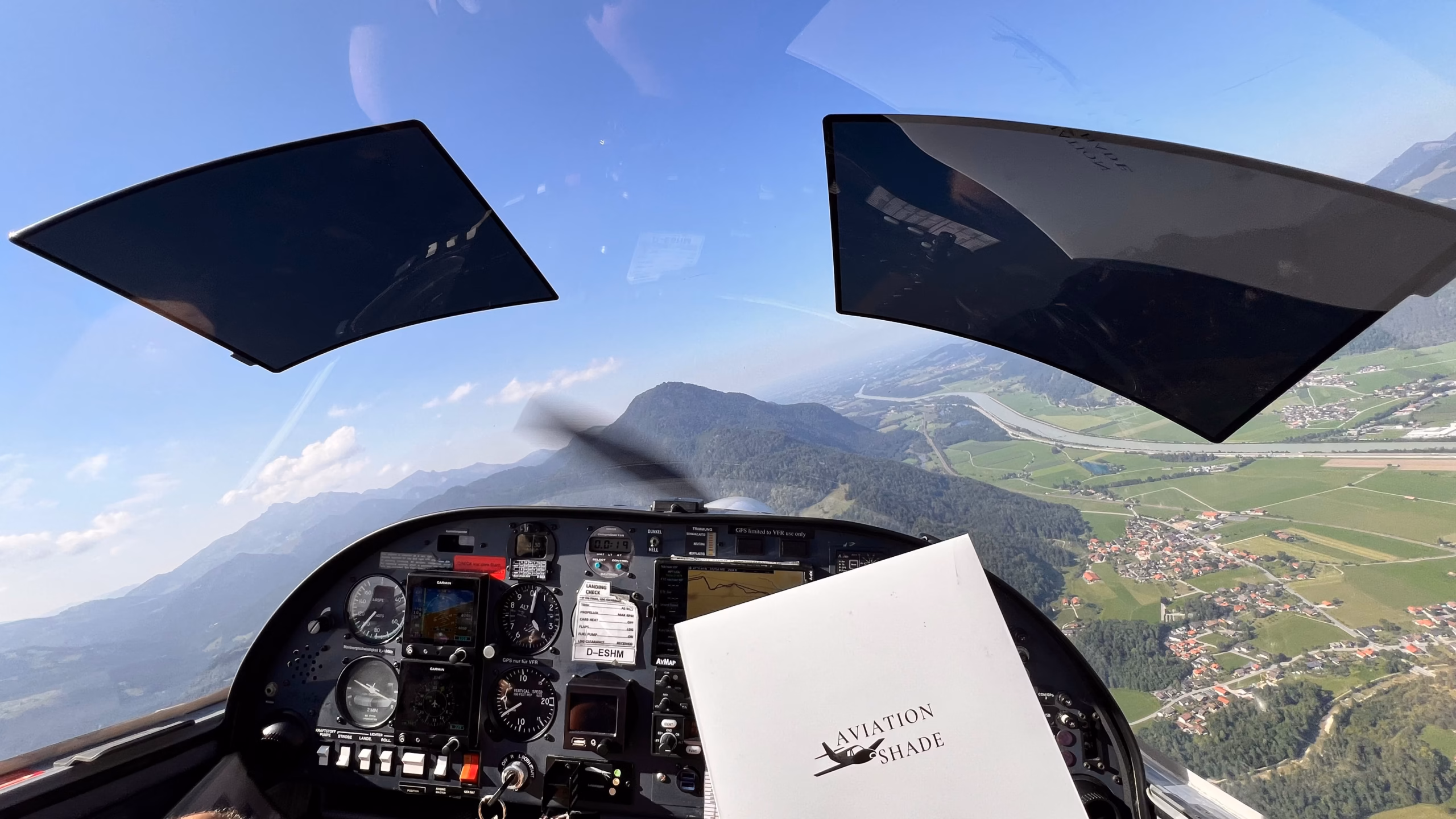 AviationShade: Protezione Solare definitiva per il tuo Aereo 8 AviationShade protezione solare diamond da20 katana