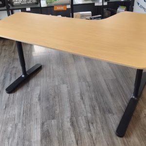 Scrivania Ikea bekant