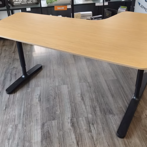 Scrivania Ergonomica Usata Ikea Bekant (2017) | Ideale Ufficio e Flight Sim 6 Scrivania Ikea bekant